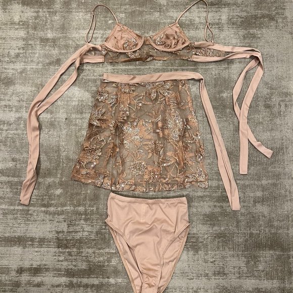 NWOT Party Girl Glitter Mesh Set in Gold XS - Picture 2 of 10